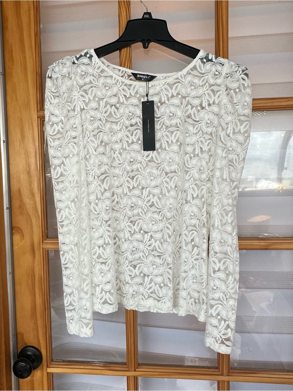 Alegria White Floral Lace Long-Sleeve Blouse